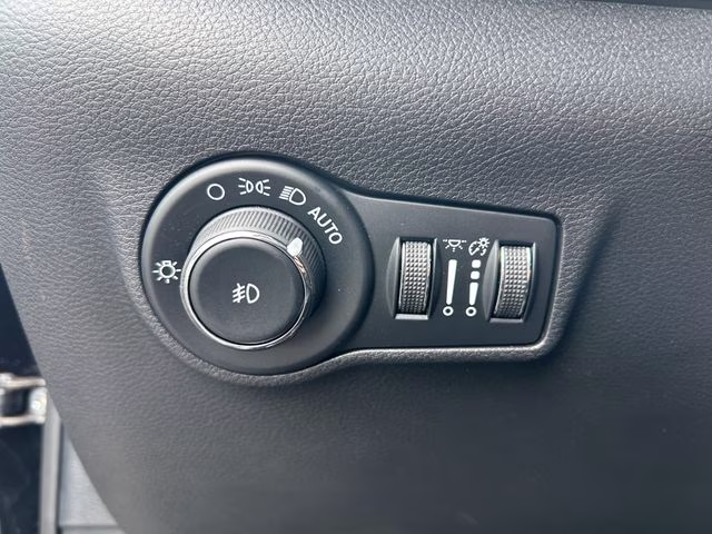 2026 Diamond Black Crystal Pearlcoat Jeep Compass Limited 4X4 SUV