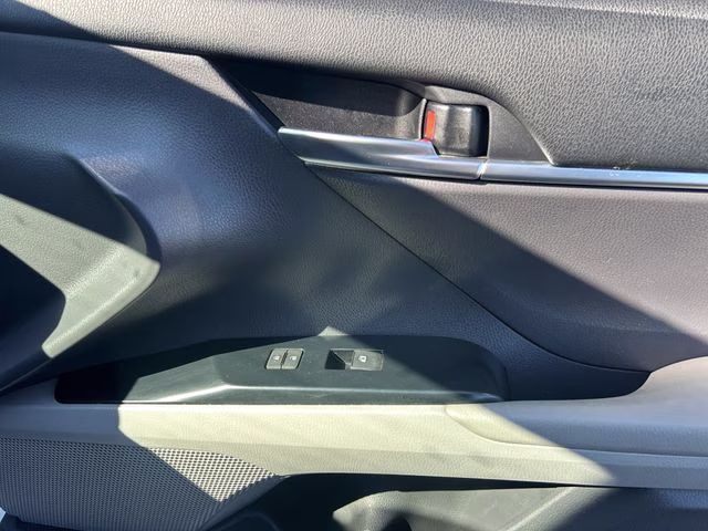 2020 Super White Toyota Camry LE FWD Sedan