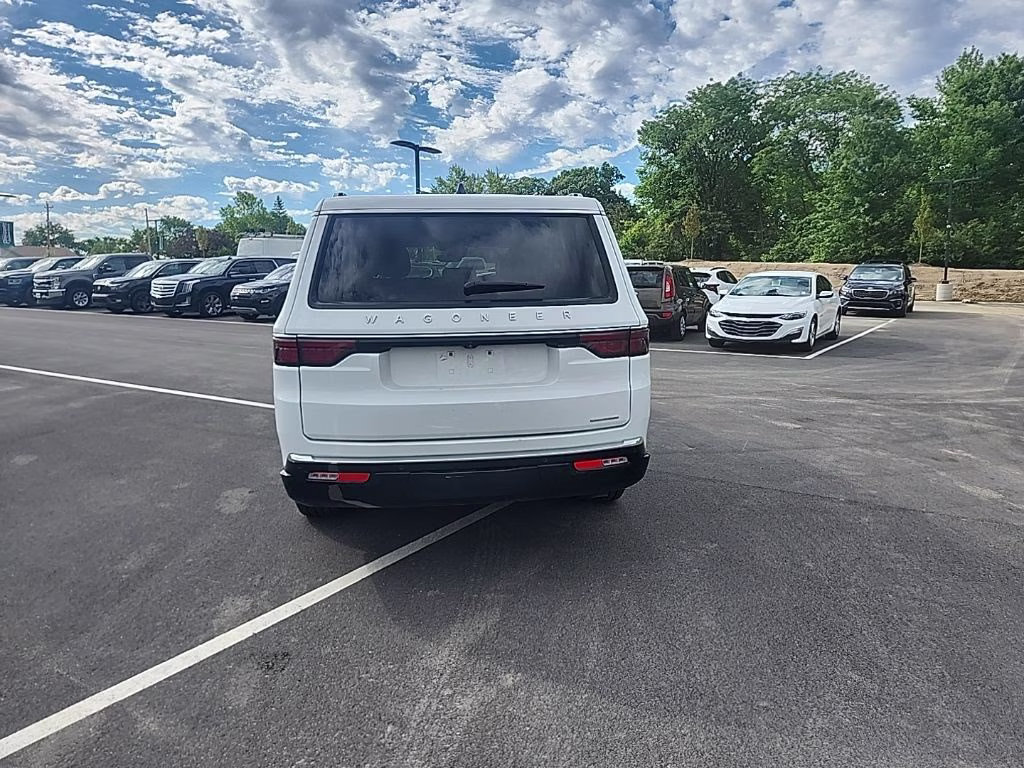 2024 Bright White Clearcoat Jeep Wagoneer L Series II 4X4 SUV