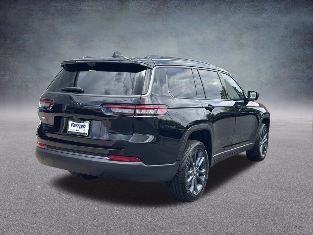 2026 Diamond Black Crystal Pearlcoat Jeep Grand Cherokee L Limited 4X4 SUV