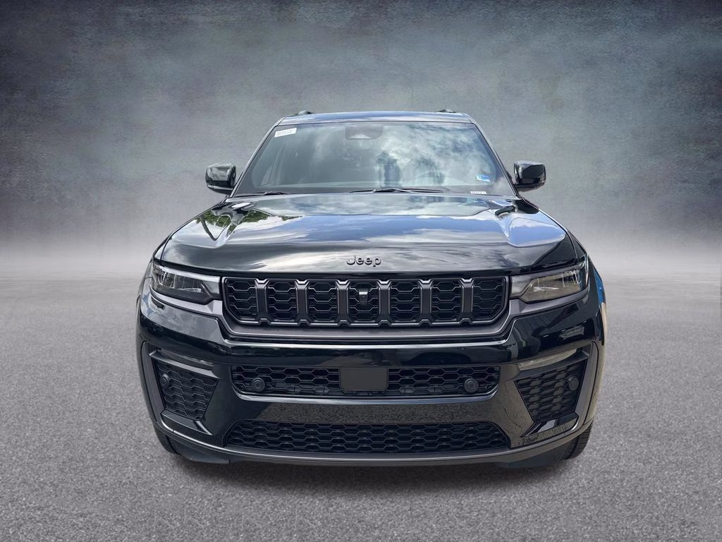 2026 Diamond Black Crystal Pearlcoat Jeep Grand Cherokee L Limited 4X4 SUV