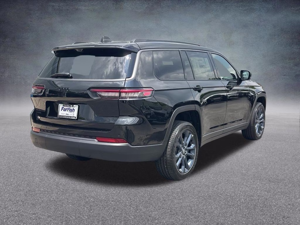 2026 Diamond Black Crystal Pearlcoat Jeep Grand Cherokee L Limited 4X4 SUV