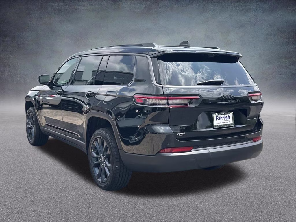 2026 Diamond Black Crystal Pearlcoat Jeep Grand Cherokee L Limited 4X4 SUV