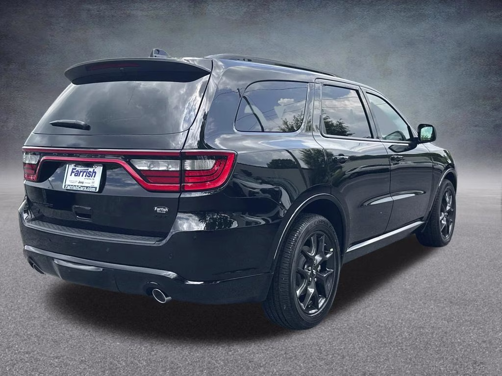 2026 DB Black Crystal Clearcoat Dodge Durango GT Plus HEMI V8 AWD SUV