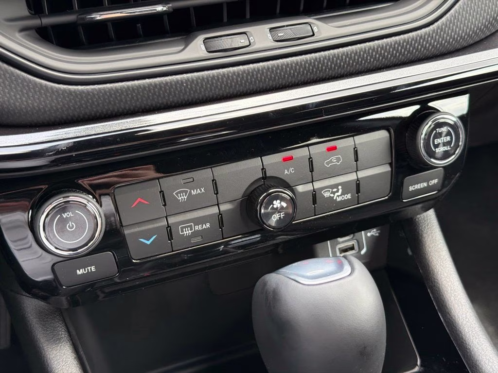 2026 Fathom Blue Pearl Coat Jeep Compass Latitude 4X4 SUV