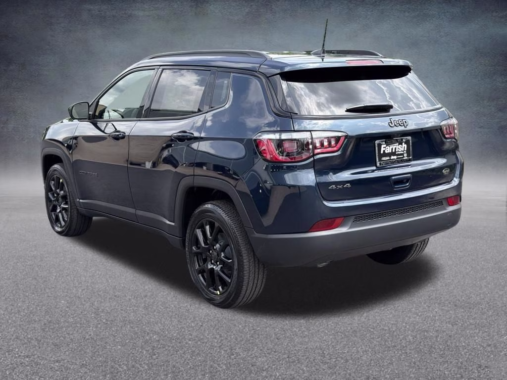 2026 Fathom Blue Pearl Coat Jeep Compass Latitude 4X4 SUV