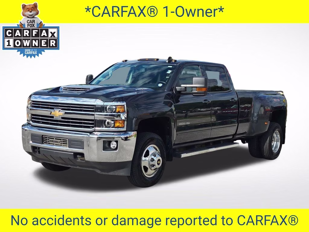 2017 Graphite Metallic Chevrolet Silverado 3500HD LT 4X4 Truck