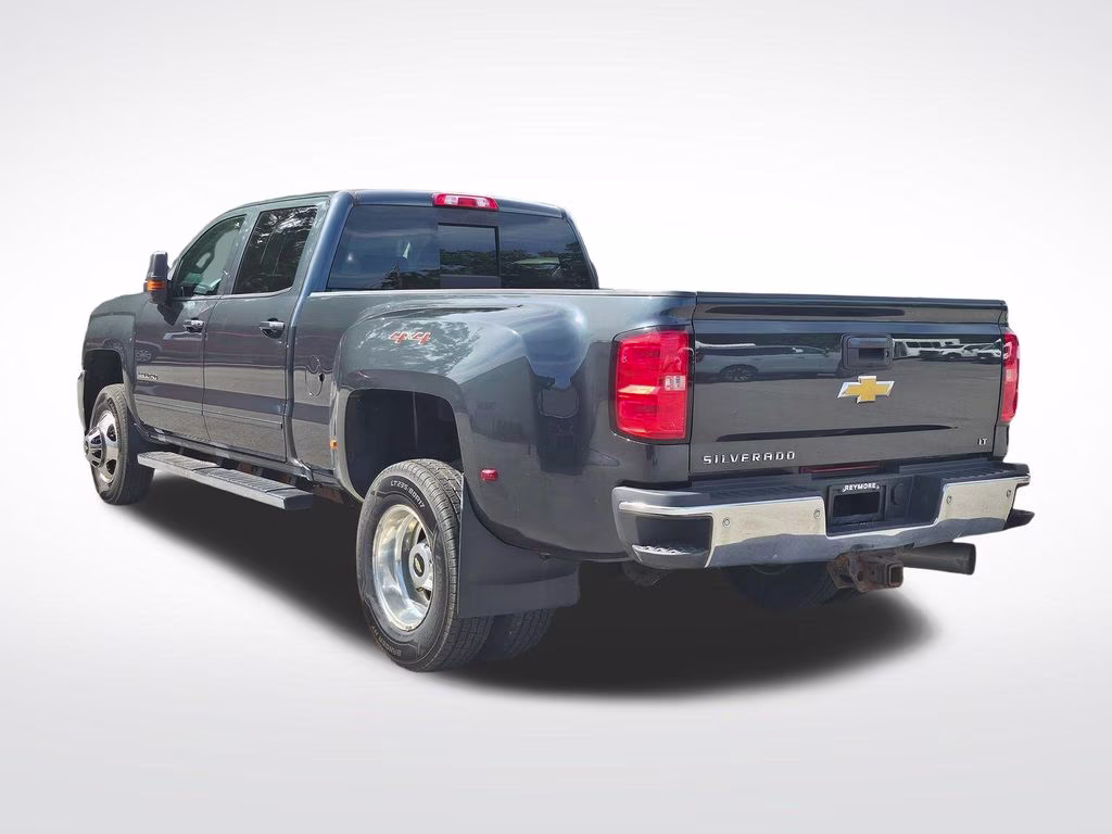 2017 Graphite Metallic Chevrolet Silverado 3500HD LT 4X4 Truck