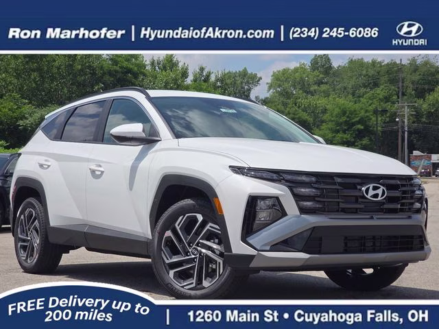 2026 White Pearl Hyundai Tucson SEL Plus AWD SUV