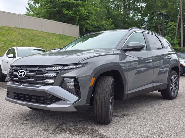 2026 Hampton Gray Hyundai Tucson SEL Plus AWD SUV