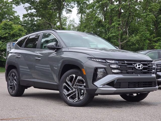 2026 Hampton Gray Hyundai Tucson SEL Plus AWD SUV