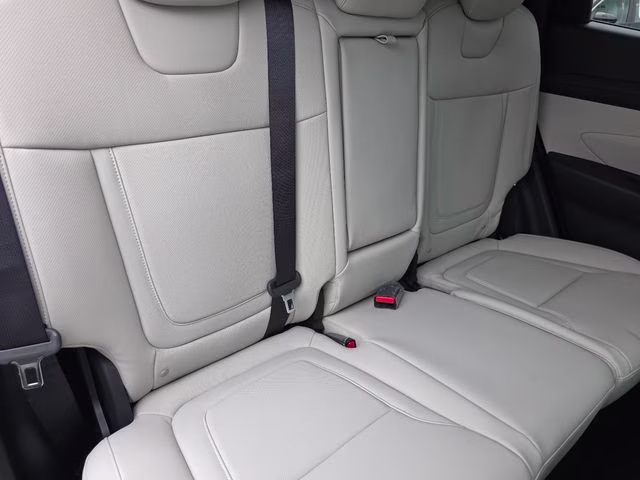 2026 Hampton Gray Hyundai Tucson SEL Plus AWD SUV