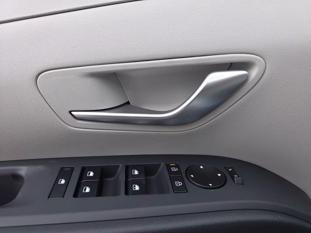 2026 White Pearl Hyundai Tucson SEL Plus AWD SUV