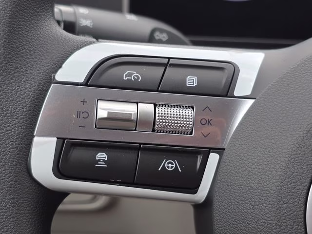 2026 White Pearl Hyundai Tucson SEL Plus AWD SUV