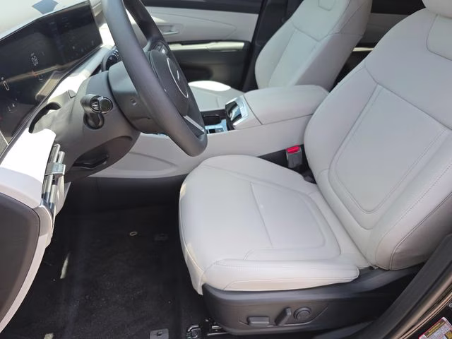 2026 Phantom Black Hyundai Tucson SEL Plus AWD SUV