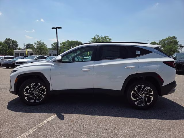 2026 White Pearl Hyundai Tucson SEL Plus AWD SUV