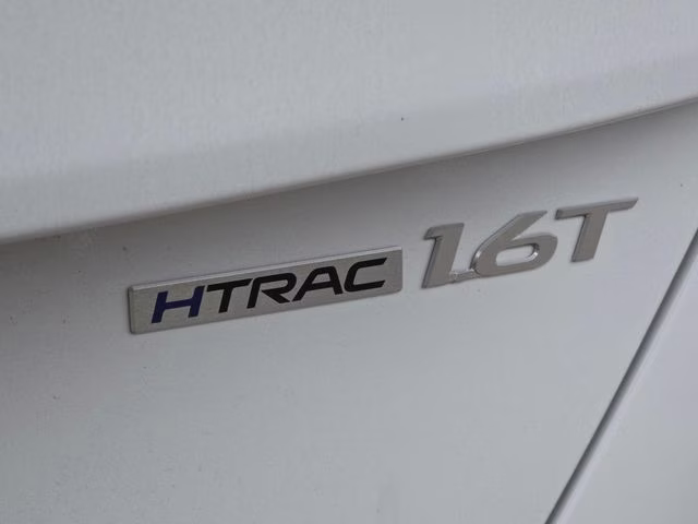 2026 Atlas White Hyundai Kona SEL Premium AWD SUV