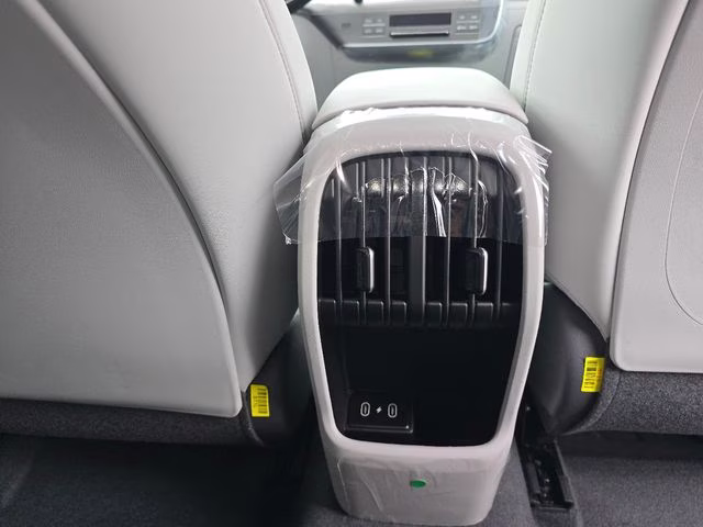 2026 Atlas White Hyundai Kona SEL Premium AWD SUV