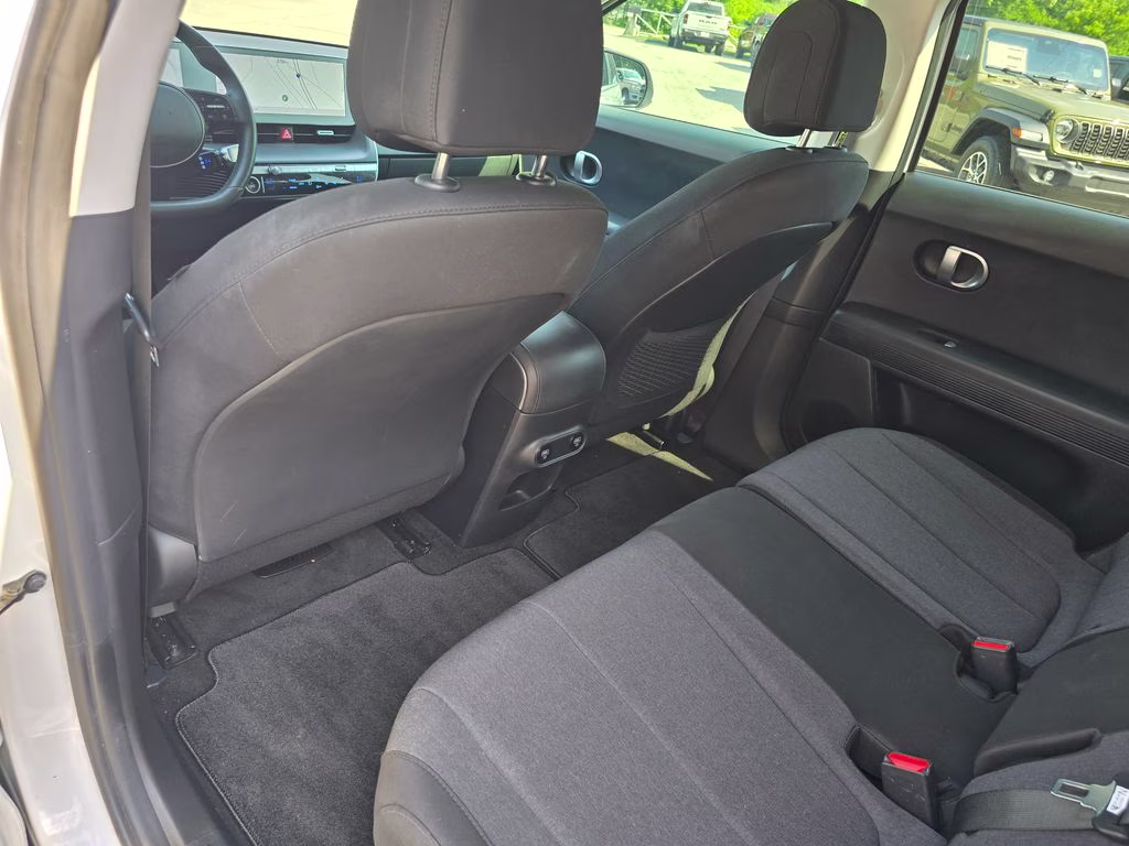 2024 Atlas White Hyundai IONIQ 5 SEL RWD SUV