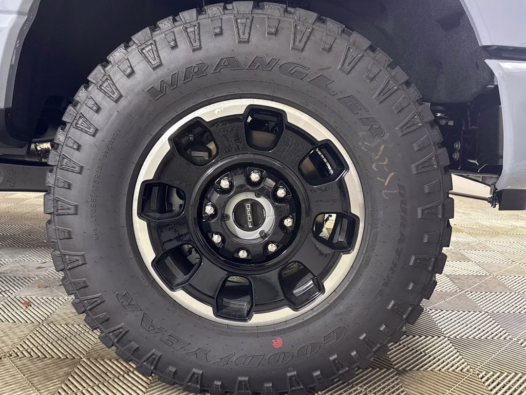 2026 Glacier Gray Metallic Tri-Coat Ford Super Duty F-250 SRW Platinum 4X4 Truck