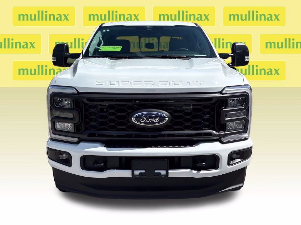 2026 Oxford White Ford Super Duty F-250 SRW XL 4X4 Truck