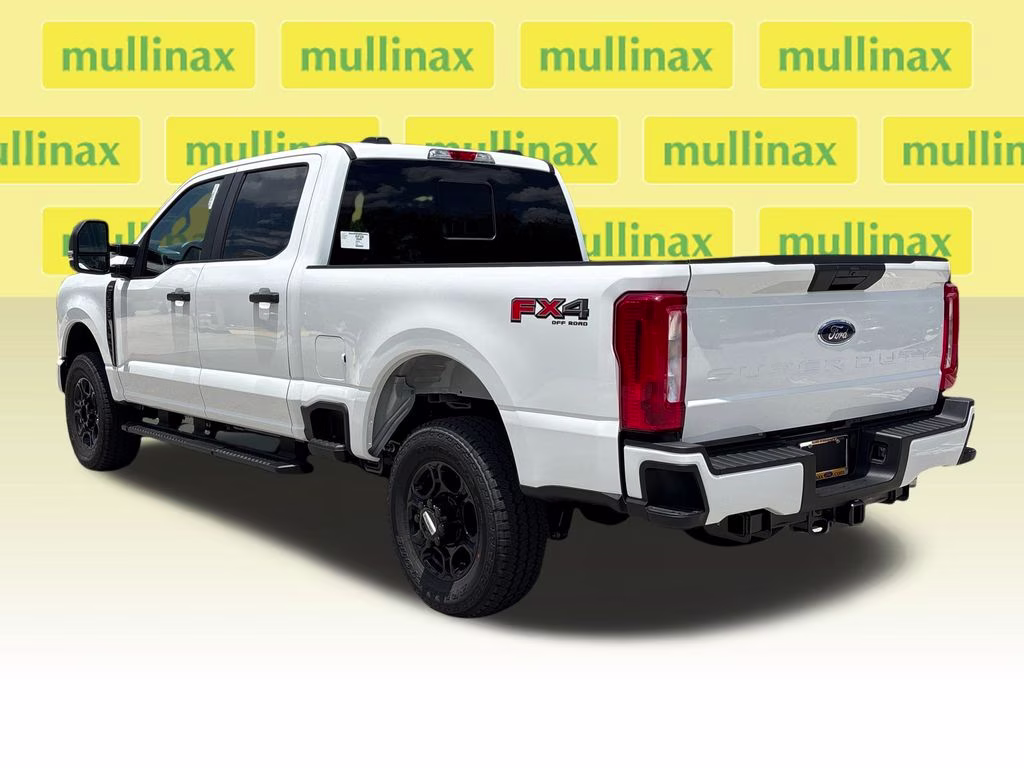 2026 Oxford White Ford Super Duty F-250 SRW XL 4X4 Truck