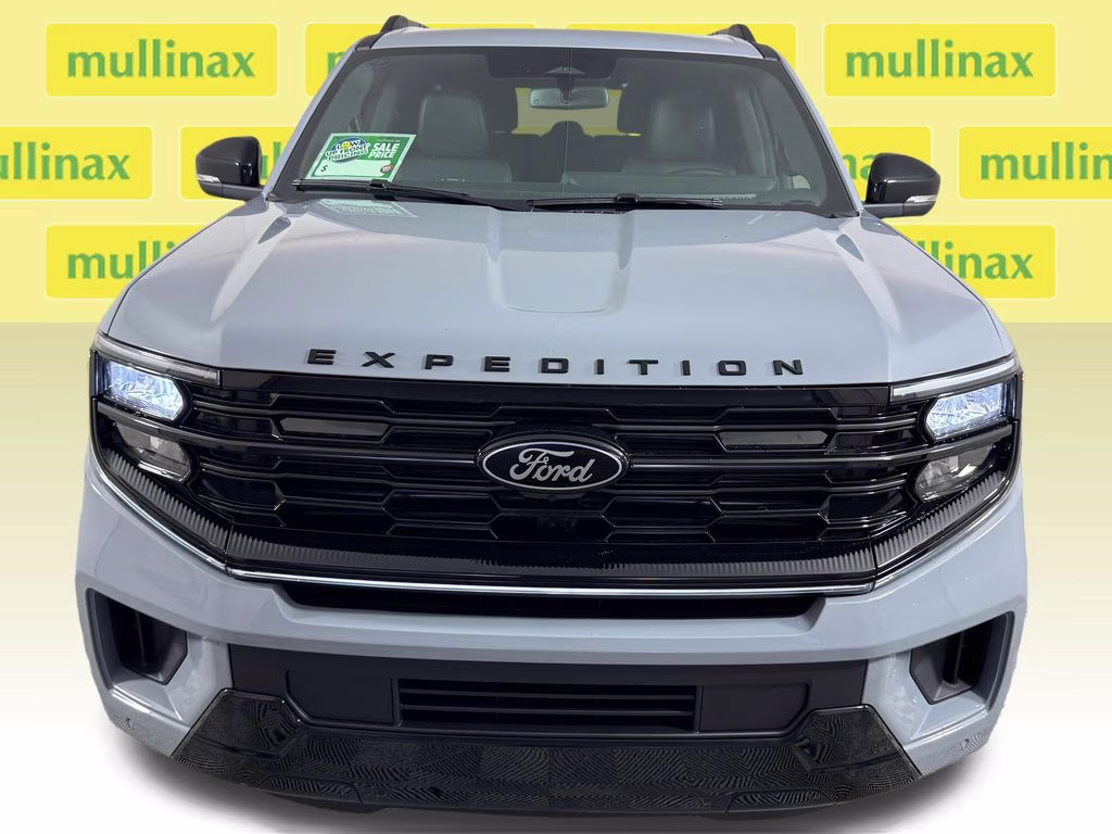 2026 Glacier Gray Metallic Tri-Coat Ford Expedition Max Platinum 4X4 SUV