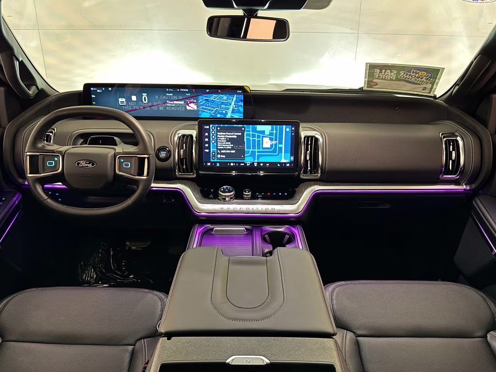 2026 Glacier Gray Metallic Tri-Coat Ford Expedition Max Platinum 4X4 SUV