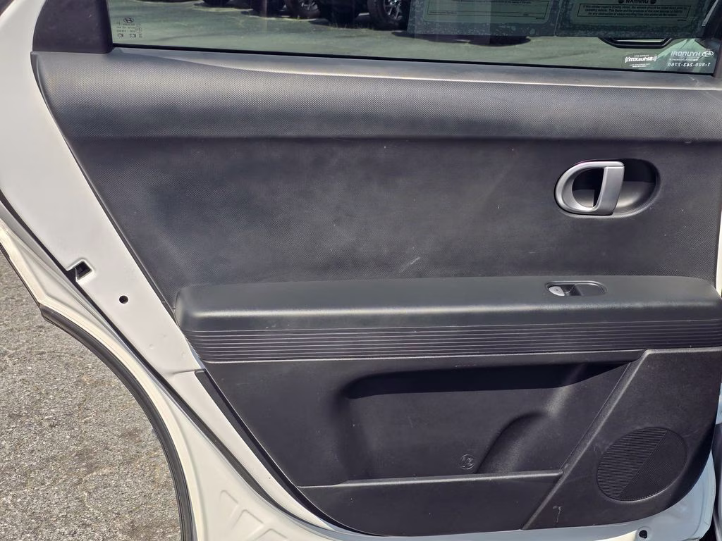 2024 Atlas White Hyundai IONIQ 5 SEL RWD SUV
