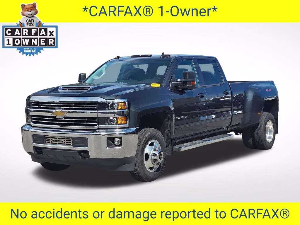 2017 Graphite Metallic Chevrolet Silverado 3500HD LT 4X4 Truck