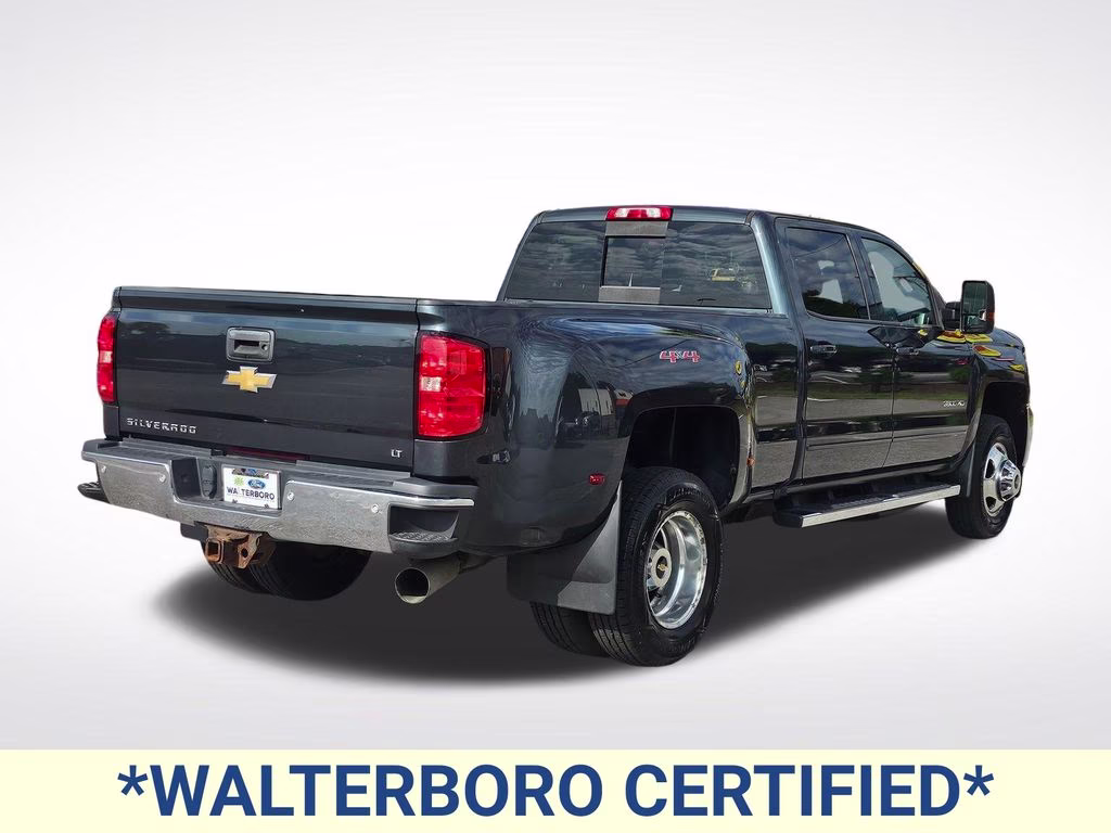 2017 Graphite Metallic Chevrolet Silverado 3500HD LT 4X4 Truck