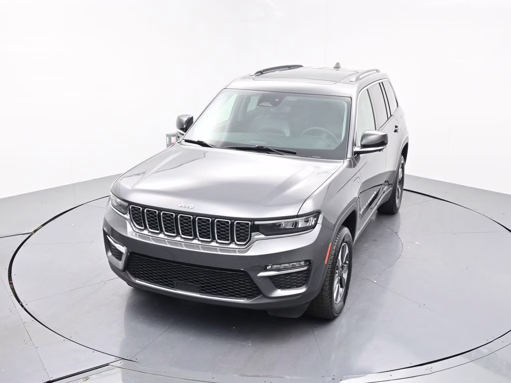 2024 Baltic Gray Metallic Clearcoat Jeep Grand Cherokee 4xe 4X4 SUV