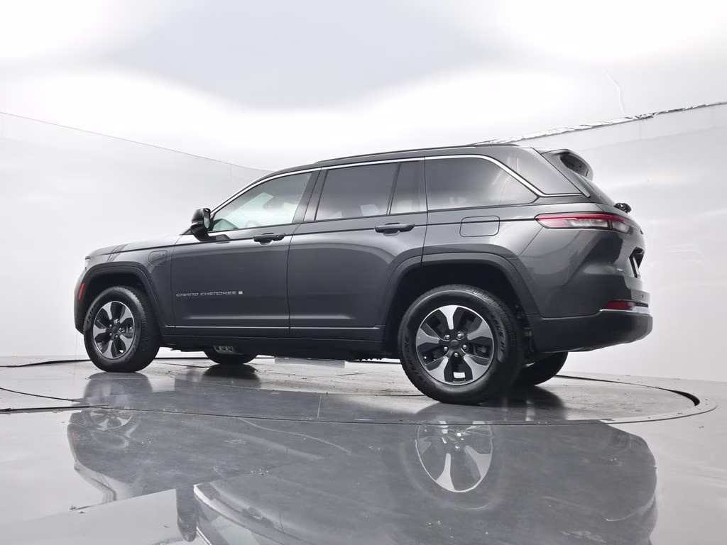 2024 Baltic Gray Metallic Clearcoat Jeep Grand Cherokee 4xe 4X4 SUV
