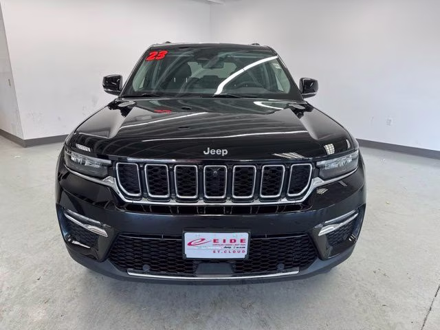 2023 Diamond Black Crystal Pearlcoat Jeep Grand Cherokee 4xe 4X4 SUV