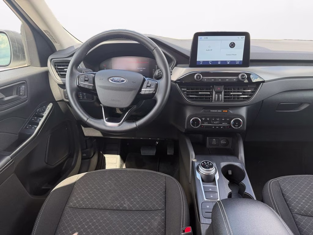 2024 Oxford White Ford Escape Active AWD SUV
