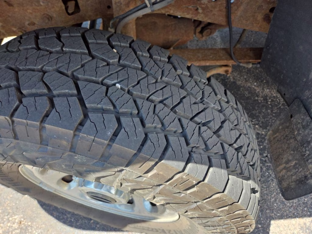 2004 Medium Wedgewood Blue Clearcoat Metallic Ford Super Duty F-350 SRW XLT 4X4 Truck