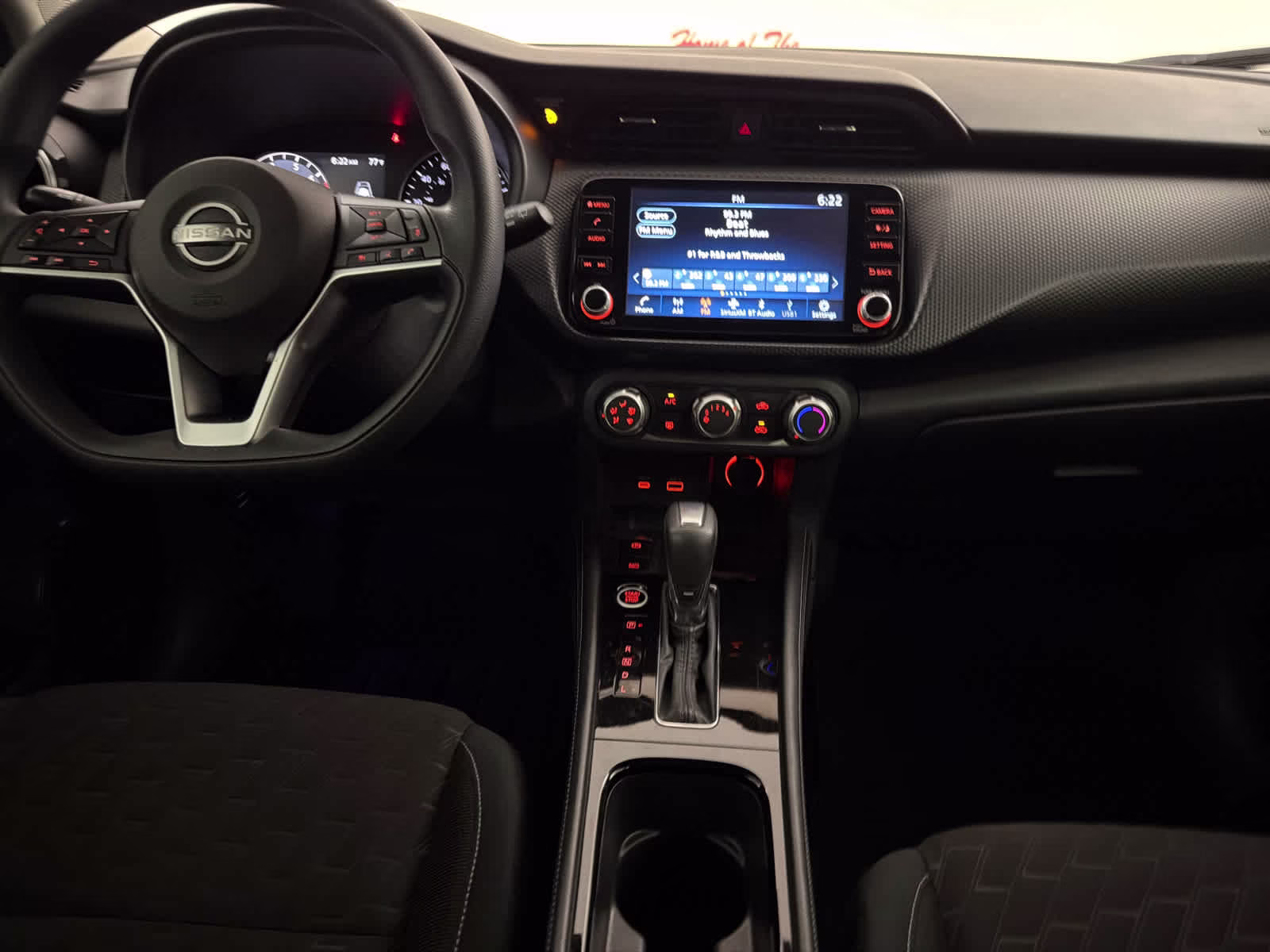2023 Monarch Orange Metallic/Super Black Nissan Kicks SV FWD SUV