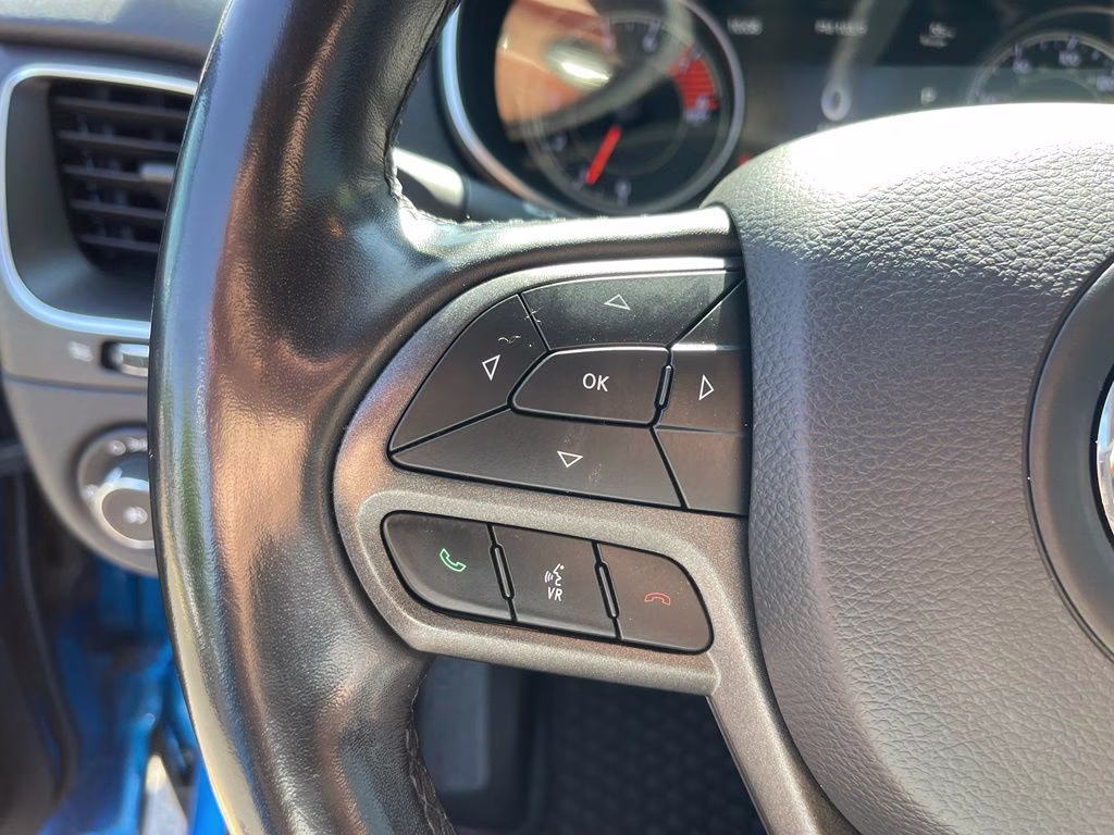2020 Hydro Blue Pearlcoat Jeep Cherokee Trailhawk 4X4 SUV