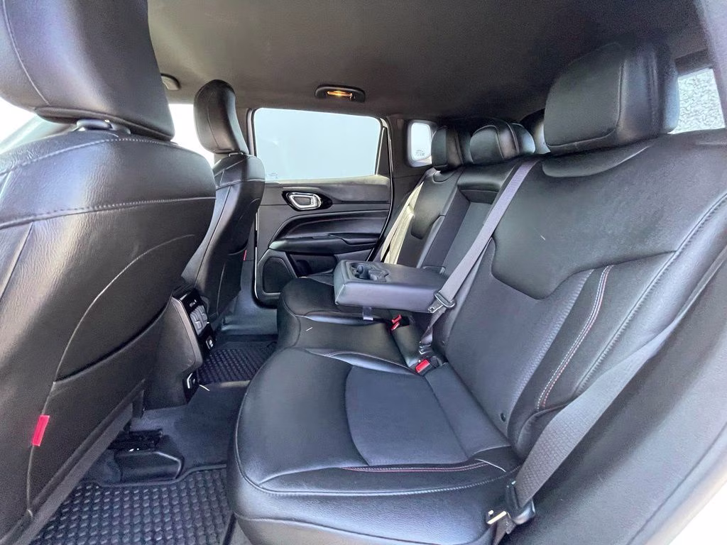2025 Bright White Clearcoat Jeep Compass Trailhawk 4X4 SUV