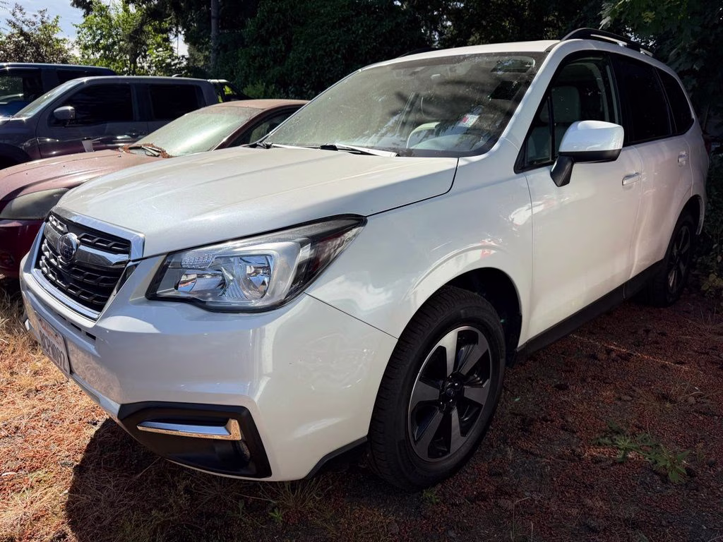 2018 Crystal White Pearl Subaru Forester 2.5i Premium AWD SUV