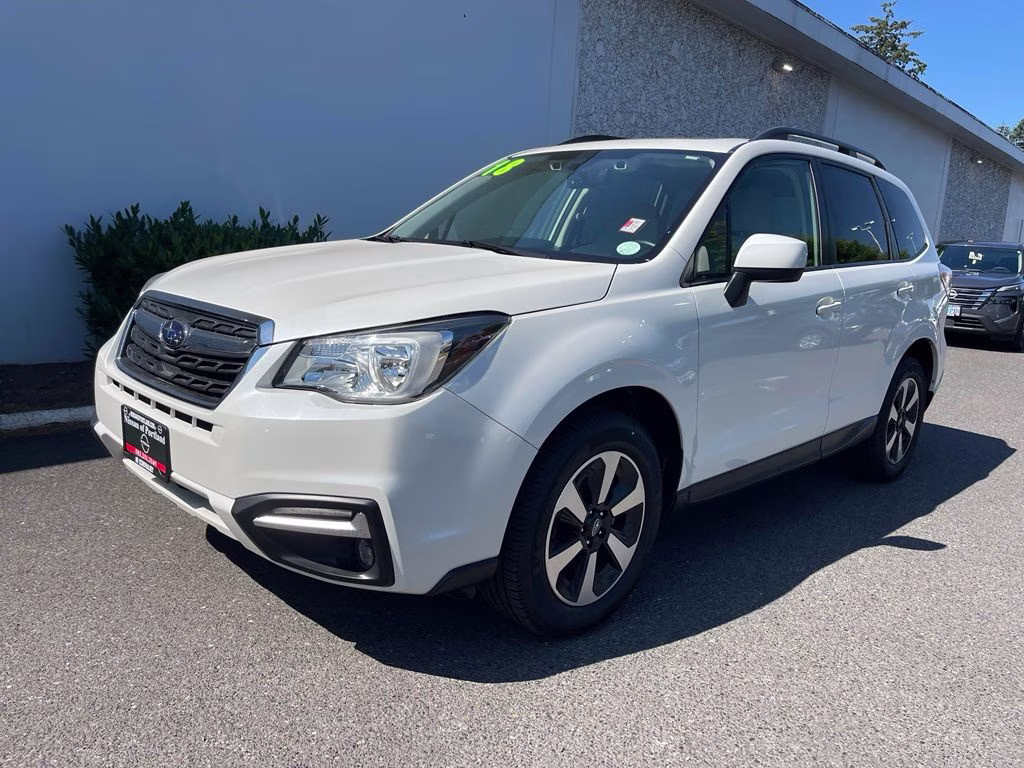2018 Crystal White Pearl Subaru Forester 2.5i Premium AWD SUV