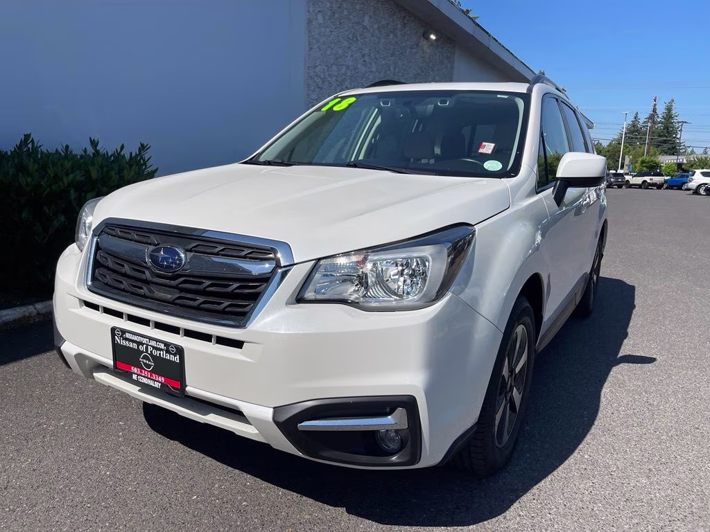 2018 Crystal White Pearl Subaru Forester 2.5i Premium AWD SUV