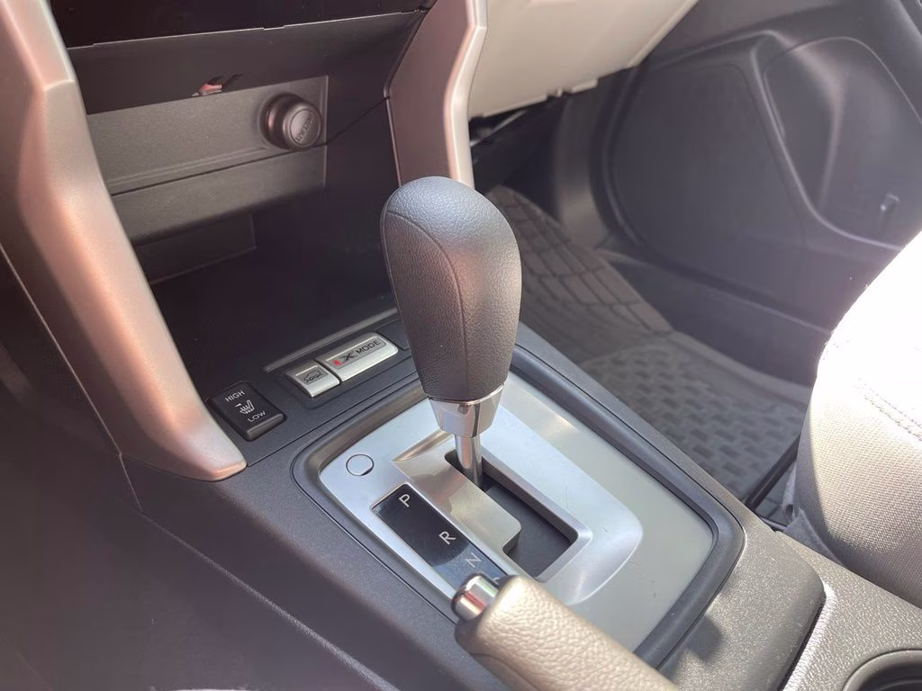 2018 Crystal White Pearl Subaru Forester 2.5i Premium AWD SUV