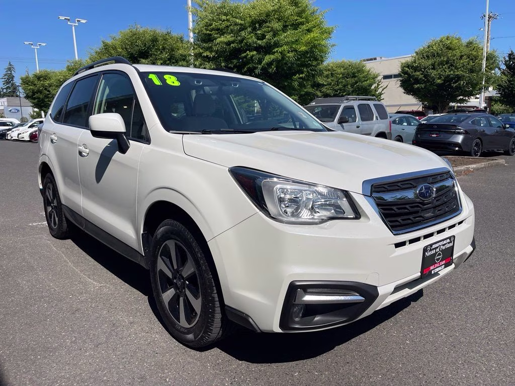 2018 Crystal White Pearl Subaru Forester 2.5i Premium AWD SUV