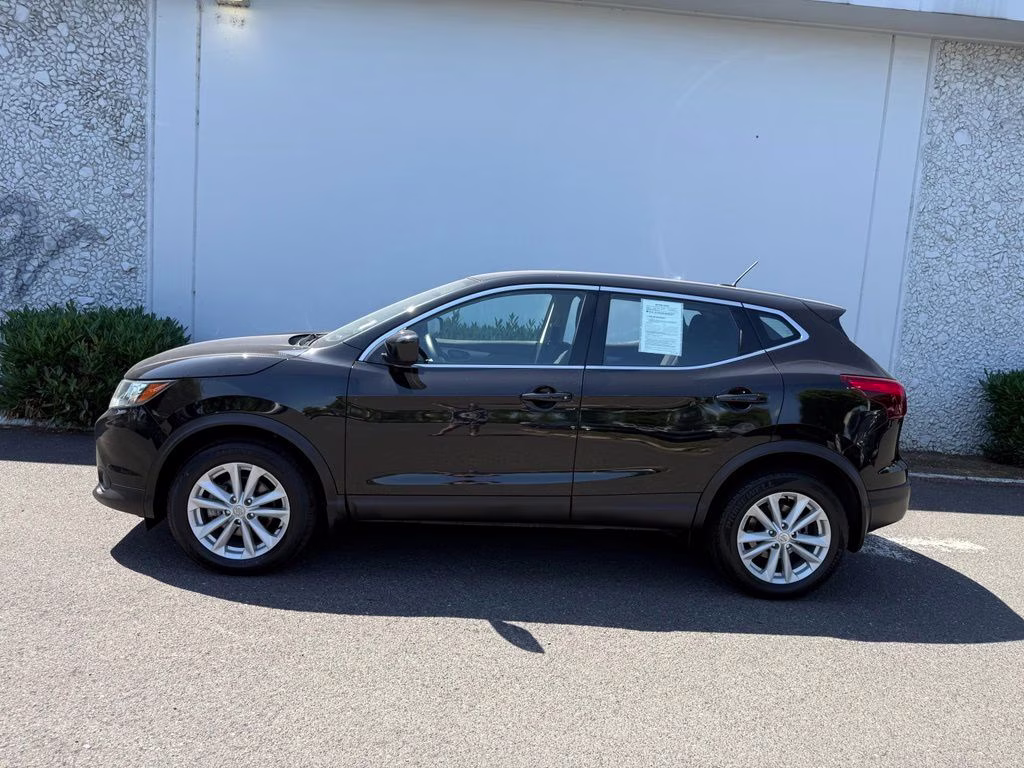 2018 Magnetic Black Nissan Rogue Sport S AWD SUV