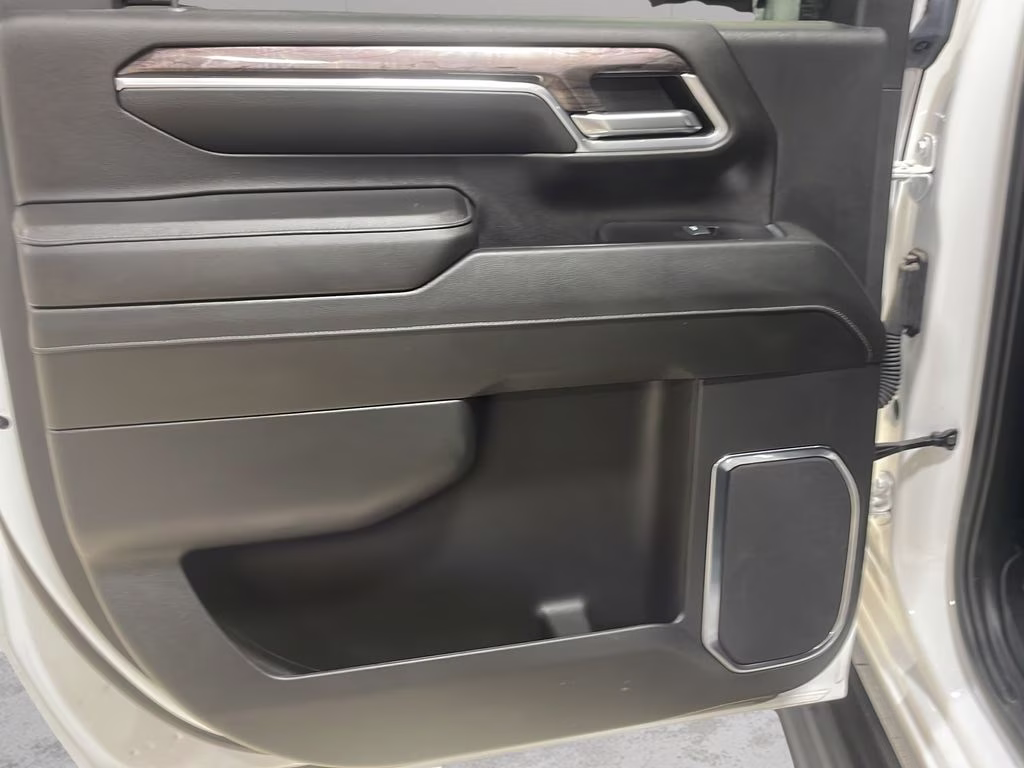 2024 Summit White Chevrolet Silverado 2500HD LTZ 4X4 Truck