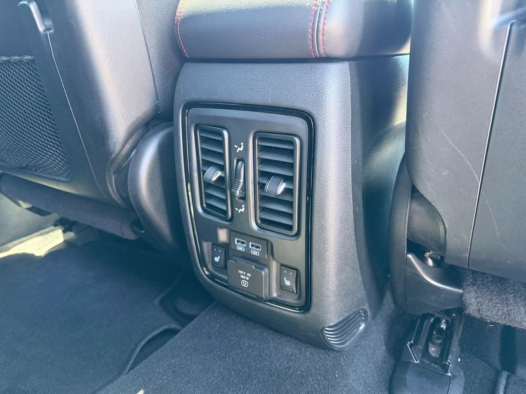 2025 DB Black Crystal Clearcoat Dodge Durango R/T AWD SUV