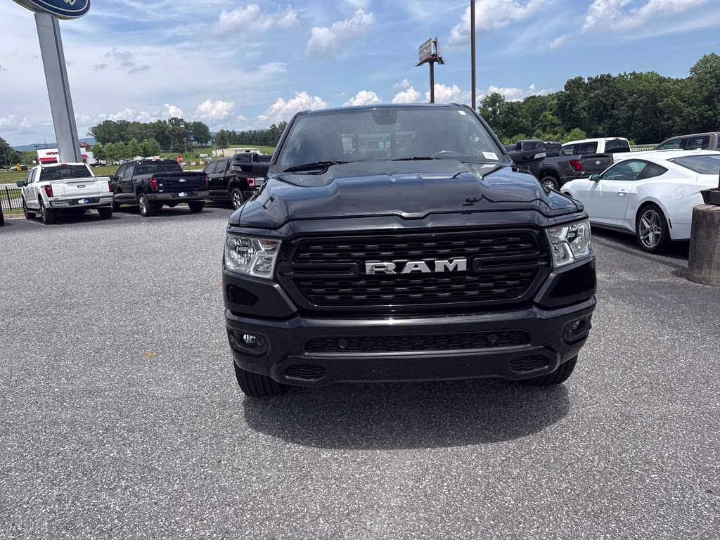 2022 Diamond Black Crystal Pearlcoat Ram 1500 Big Horn/Lone Star RWD Truck