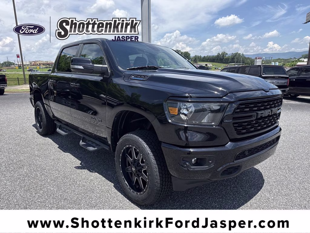 2022 Diamond Black Crystal Pearlcoat Ram 1500 Big Horn/Lone Star 4X4 Truck