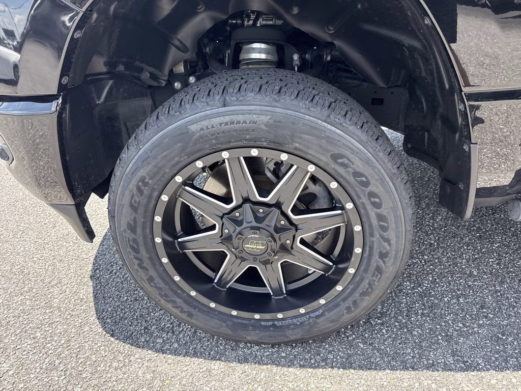 2022 Diamond Black Crystal Pearlcoat Ram 1500 Big Horn/Lone Star 4X4 Truck